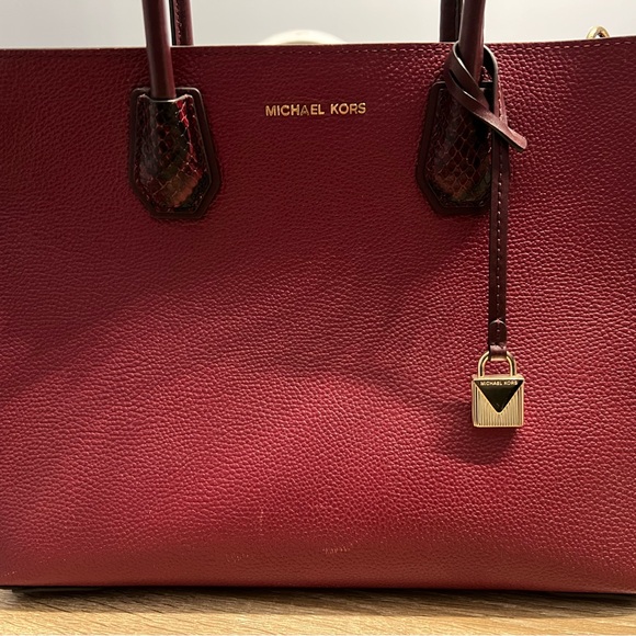 NWT | Michael Kors Mercer Bag - Picture 1 of 8